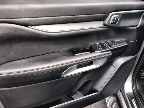 Used 2024 Ford Ranger Lariat w/ Advanced Towing Package image 13