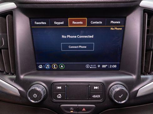Used 2024 GMC Terrain SLT w/ Infotainment Package II FWD image 21