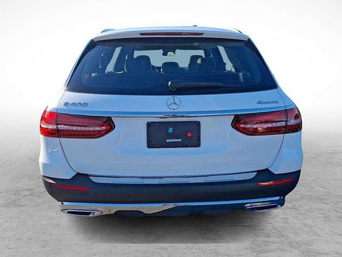 Used 2022 Mercedes-Benz E 450 4MATIC All-Terrain Wagon image 4