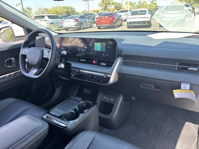 Used 2025 Hyundai Ioniq 5 SEL RWD image 12