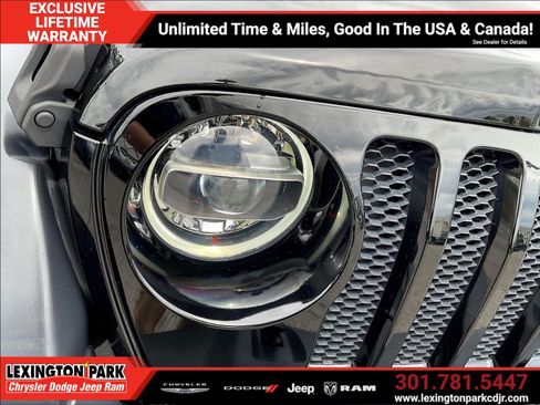 Used 2020 Jeep Wrangler Unlimited Sport AWD/4WD image 29