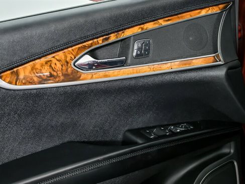 Used 2016 Lincoln MKX Reserve w/ Climate Package image 17