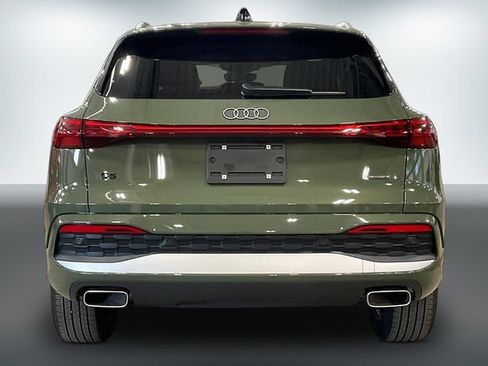 Certified 2025 Audi Q5 Premium w/ Convenience Package AWD/4WD image 4