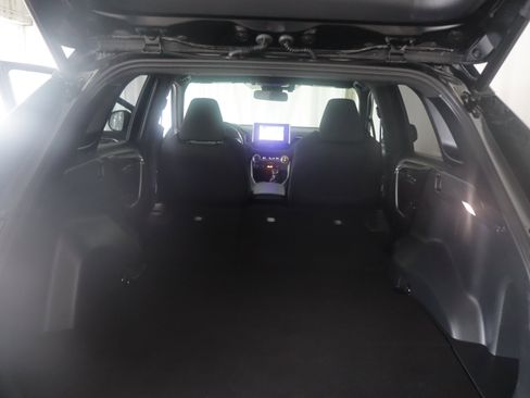 Used 2023 Toyota RAV4 SE w/ Weather & Moonroof Package image 13