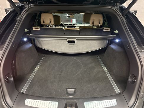 Used 2017 Cadillac XT5 Premium Luxury AWD/4WD image 30