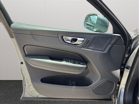 Used 2021 Volvo XC60 T6 Inscription AWD/4WD image 23