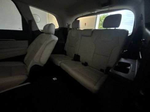 Used 2020 Kia Telluride S AWD/4WD image 26