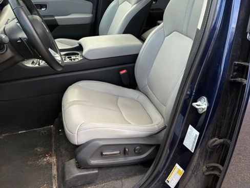 Used 2024 Honda Pilot Touring image 5