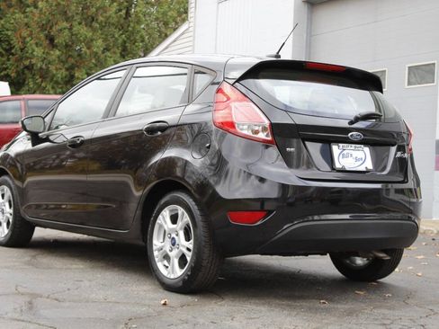 Used 2015 Ford Fiesta SE image 9