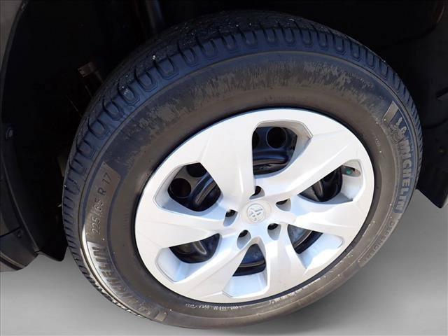 Certified 2024 Toyota RAV4 LE AWD/4WD image 7
