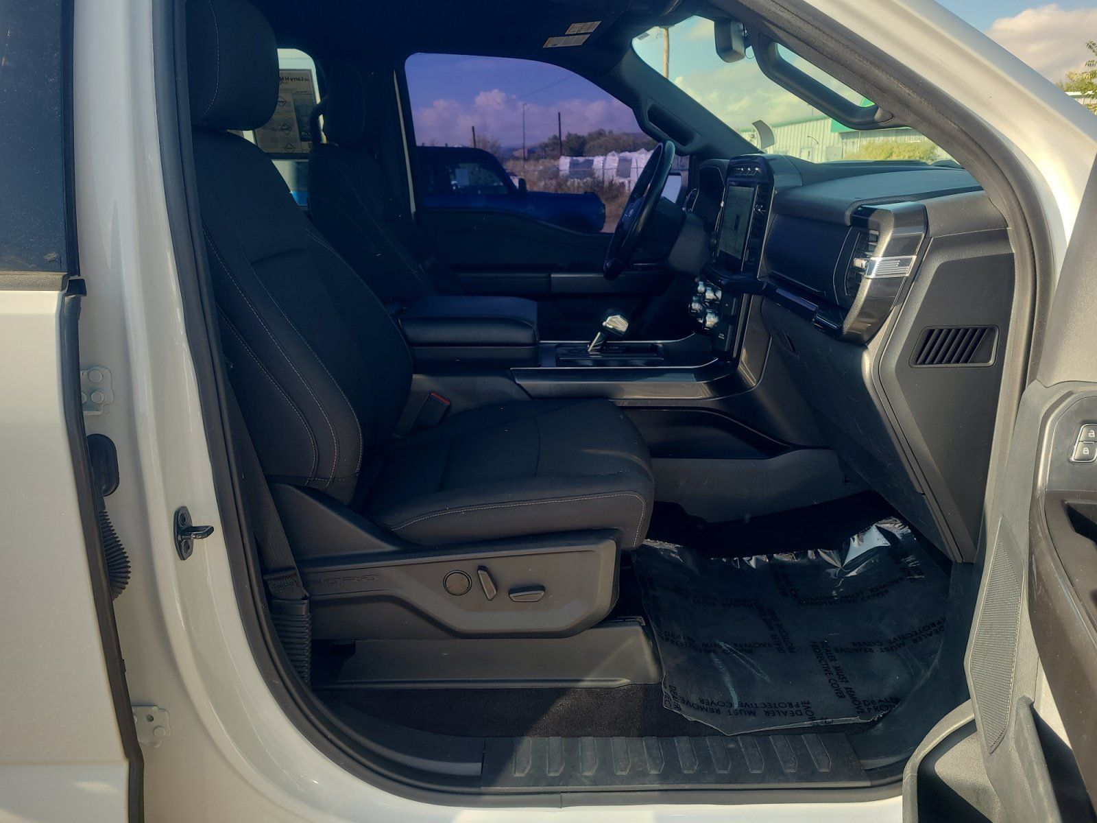 Used 2022 Ford F150 XLT w/ Equipment Group 302A High AWD/4WD image 19