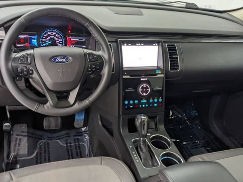 Used 2019 Ford Flex Limited w/ Limited Appearance Package AWD/4WD image 4