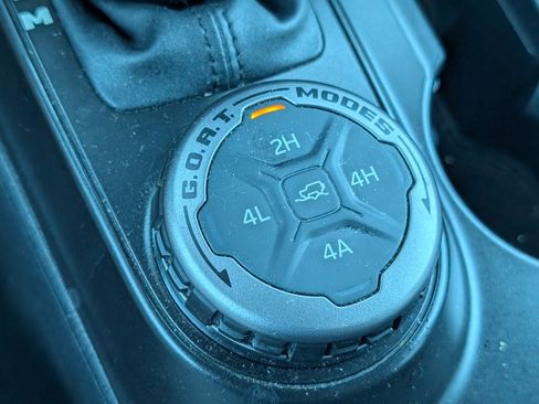 Used 2022 Ford Bronco Wildtrak AWD/4WD image 14