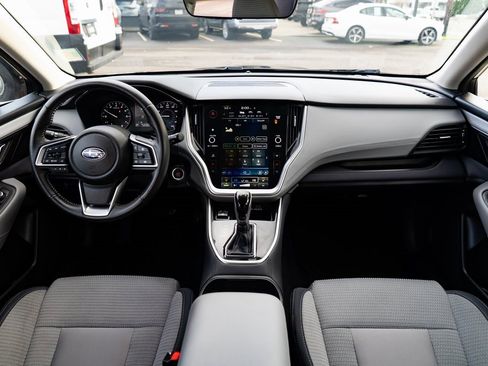 Used 2024 Subaru Outback Premium image 8