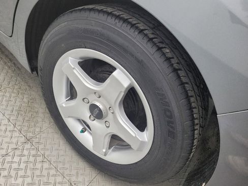 Used 2017 Hyundai Elantra SE image 31