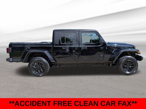 Used 2023 Jeep Gladiator Sport AWD/4WD image 5