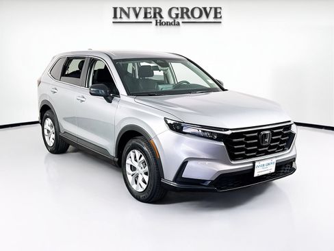 Used 2025 Honda CR-V LX image 3
