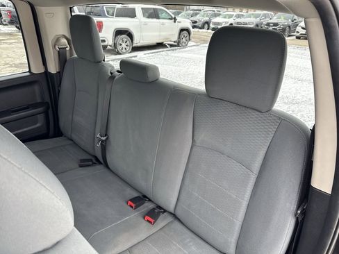 Used 2017 RAM 1500 Express w/ Black Ram 1500 Express Group image 18