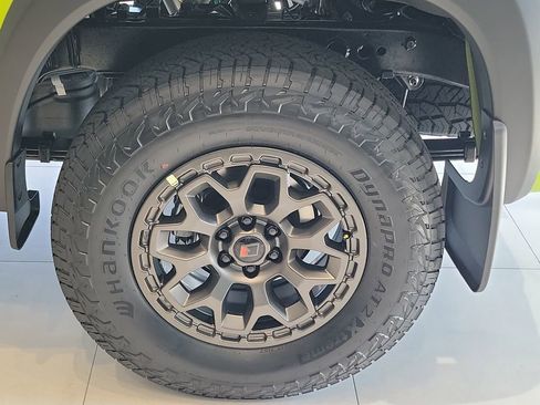 New 2026 Nissan Frontier PRO-4X w/ Pro-4x Convenience Package AWD/4WD image 7