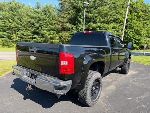 Used 2013 Chevrolet Silverado 2500 LTZ w/ Z71 Appearance Package AWD/4WD image 5