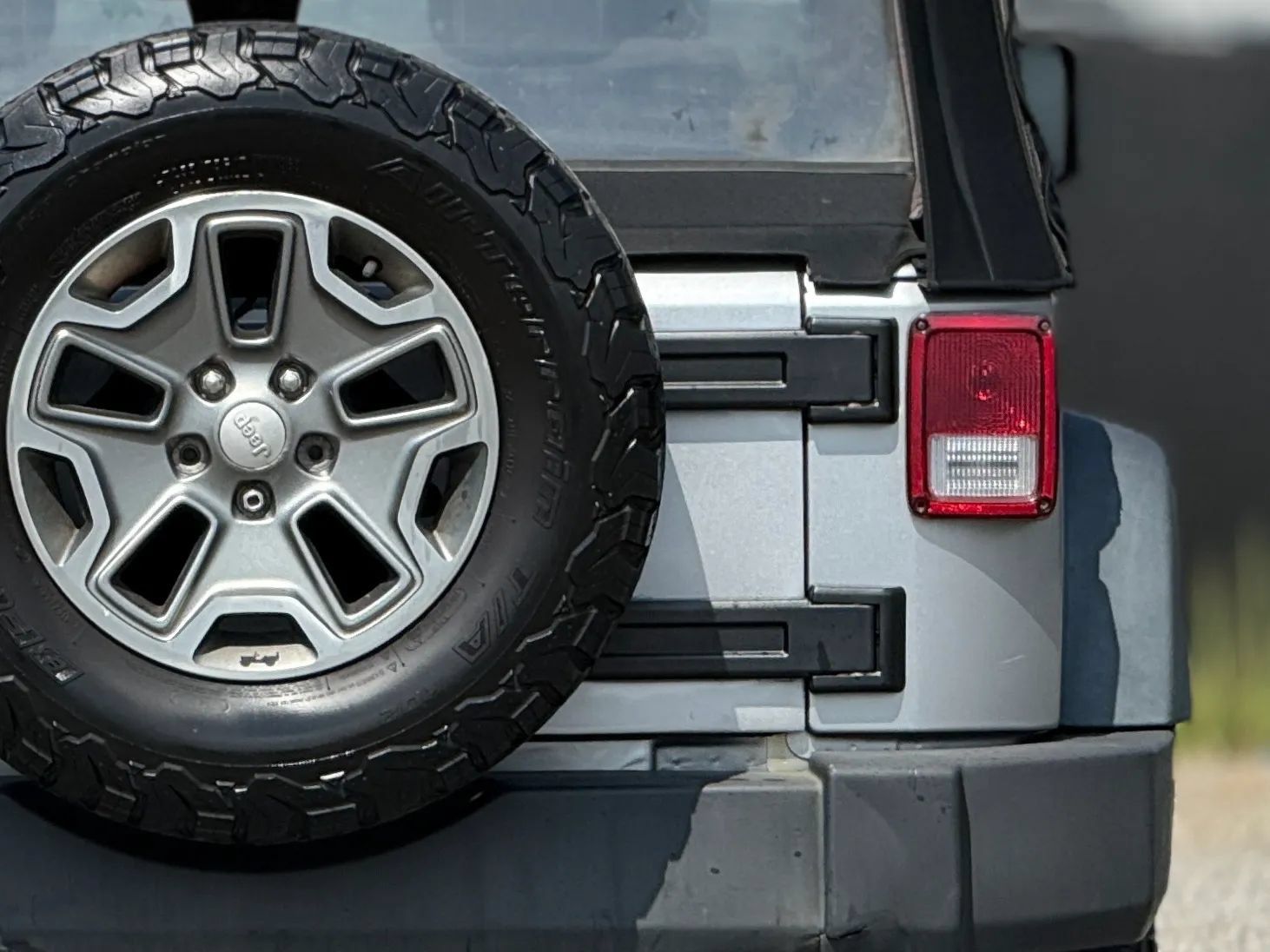 Used 2014 Jeep Wrangler Rubicon w/ Power Convenience Group AWD/4WD image 14