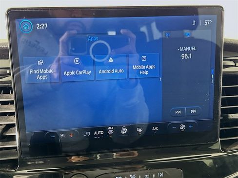 Used 2023 Ford Transit 350 XLT image 35