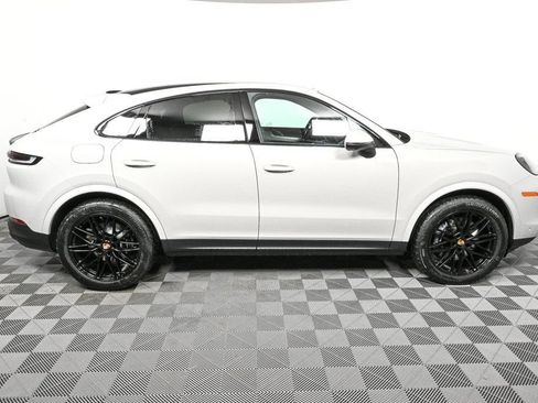 Certified 2026 Porsche Cayenne Coupe AWD/4WD image 29