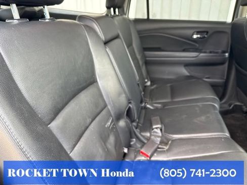 Used 2018 Honda Pilot Touring image 15