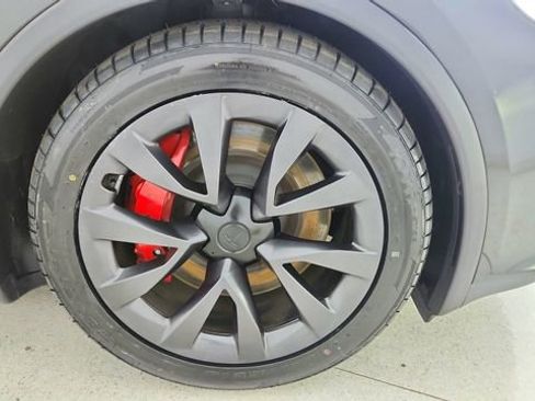 Used 2024 Tesla Model X Plaid image 63