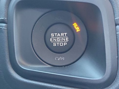 Used 2024 Jeep Wrangler Unlimited Rubicon w/ Safety Group image 11