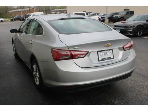 Used 2022 Chevrolet Malibu LT image 6