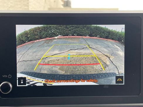 Used 2025 Toyota 4Runner TRD Off-Road image 17