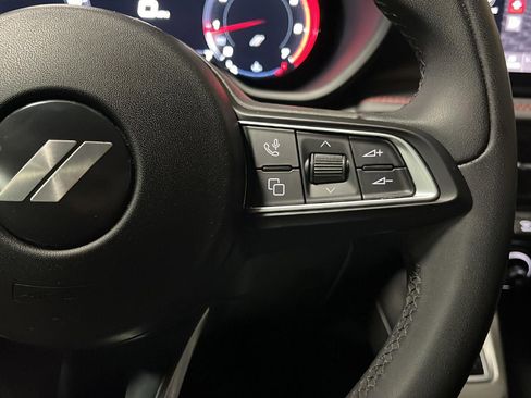 Used 2024 Dodge Hornet GT image 39