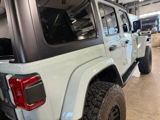 Used 2023 Jeep Wrangler Unlimited Sahara w/ Dual Top Group AWD/4WD image 23