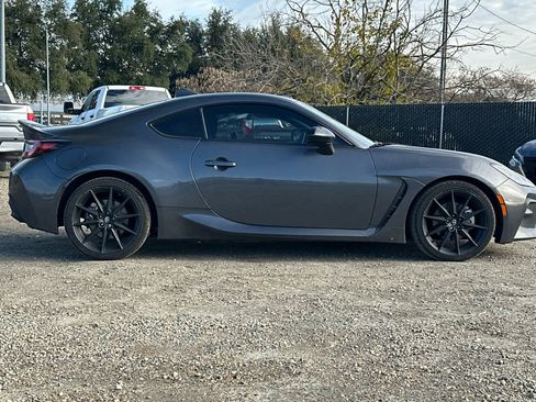 Used 2022 Toyota GR86 Premium image 9