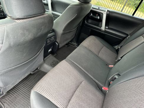 Used 2022 Toyota 4Runner Trail Special Edition AWD/4WD image 11