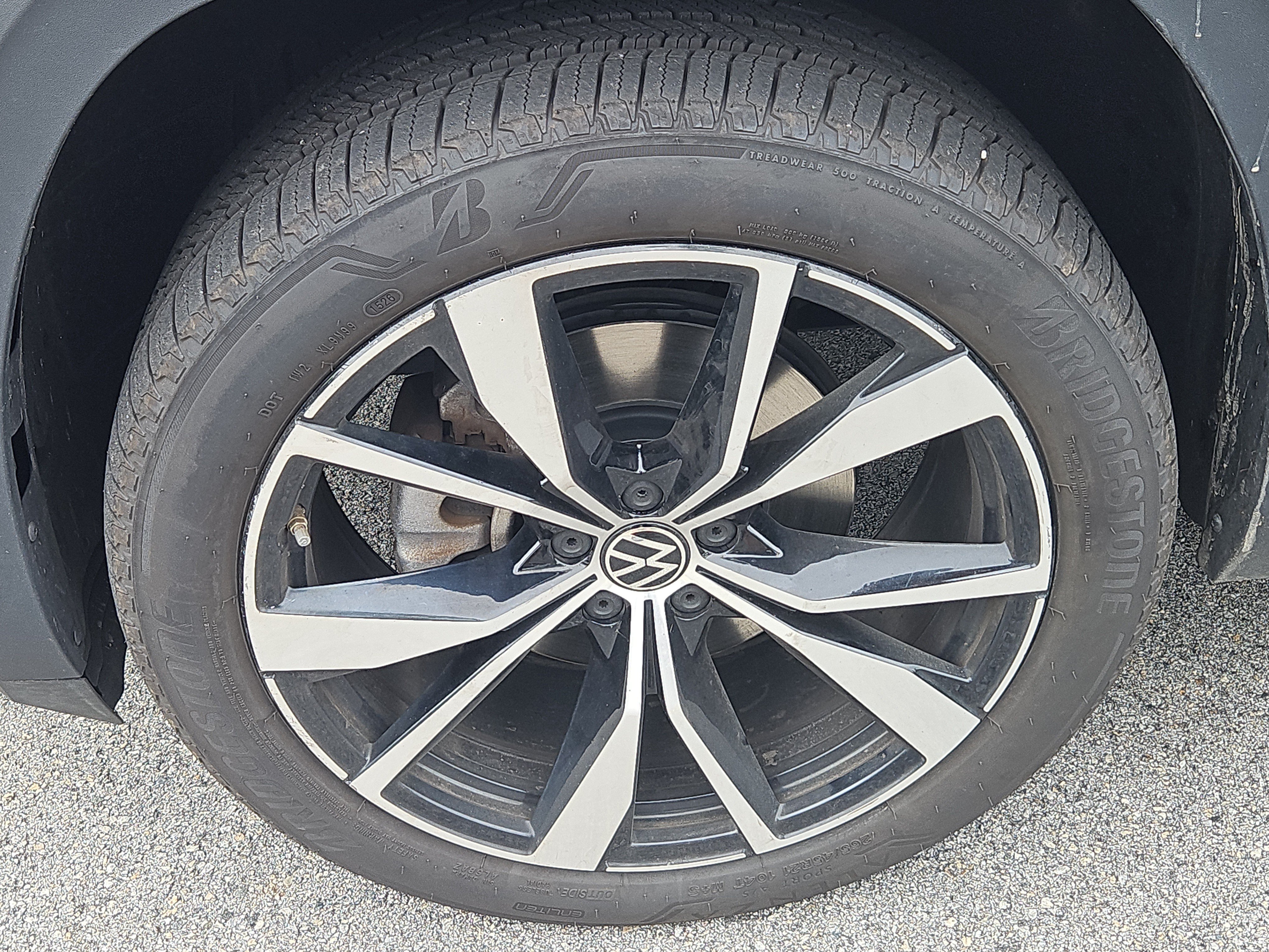Certified 2024 Volkswagen Atlas SEL Premium R-Line AWD/4WD image 5