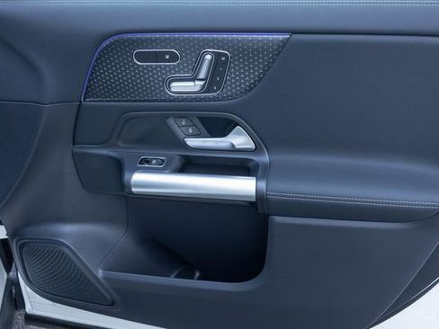 New 2026 Mercedes-Benz GLA 250 4MATIC image 20