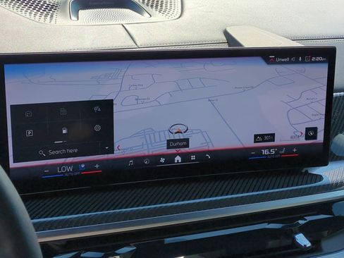 Certified 2025 BMW X7 M60i image 24