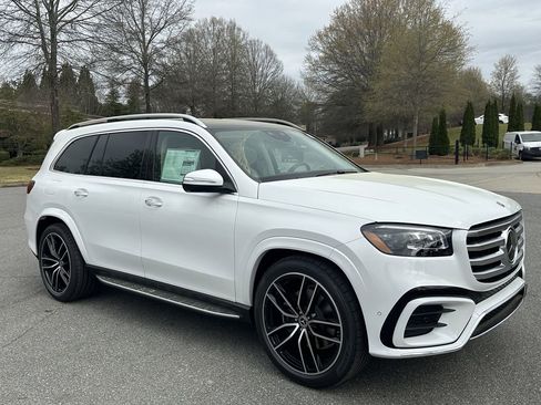 New 2026 Mercedes-Benz GLS 450 4MATIC image 2