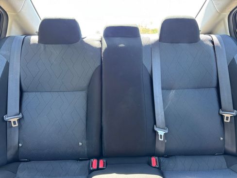 Used 2025 Nissan Versa SV FWD image 36