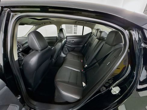 Used 2024 Nissan Sentra SR w/ SR Premium Package image 26