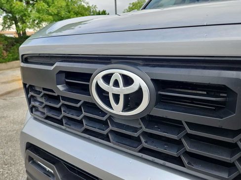 Used 2024 Toyota Tacoma TRD Off-Road w/ TRD Off Road Upgrade Package AWD/4WD image 11