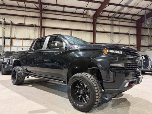 Used 2019 Chevrolet Silverado 1500 RST AWD/4WD image 1