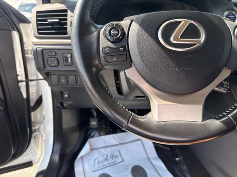 Used 2017 Lexus CT 200h w/ Accessory Package 2 FWD image 18