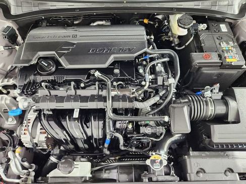 Certified 2025 Hyundai Elantra Sport FWD image 30