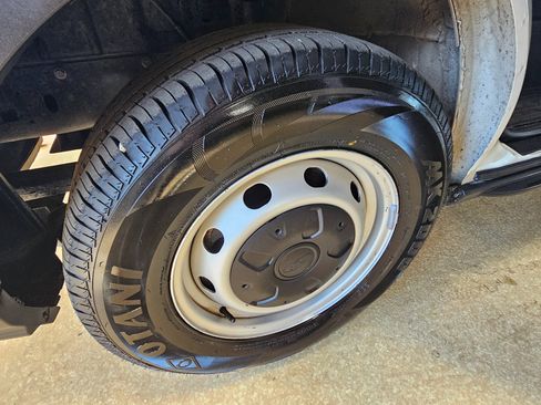 Used 2021 Ford Transit 350 XL image 36