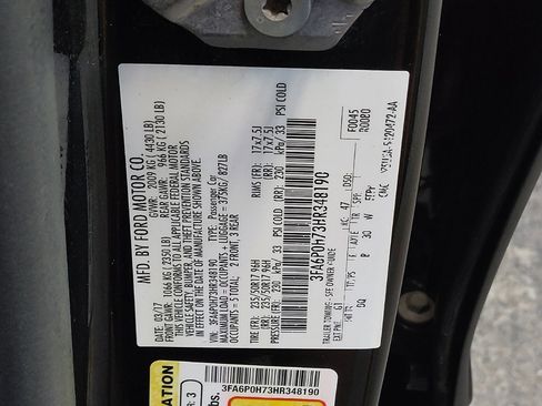 Used 2017 Ford Fusion SE w/ Fusion SE Technology Package FWD image 33
