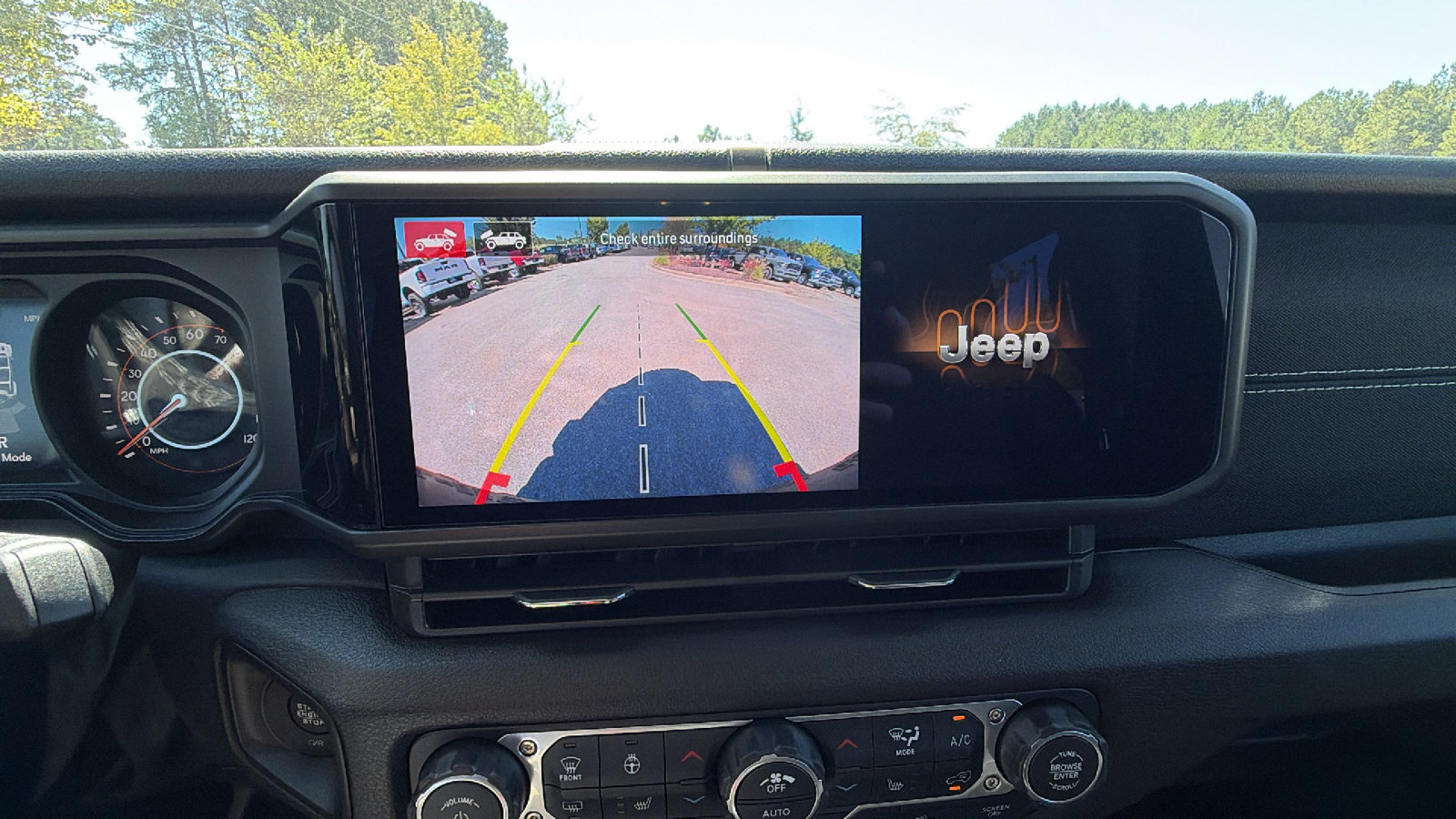 New 2027 Jeep Wrangler Unlimited Rubicon 392 AWD/4WD image 24