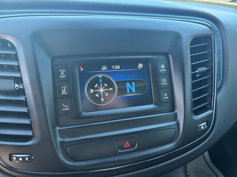 Used 2015 Chrysler 200 S image 21